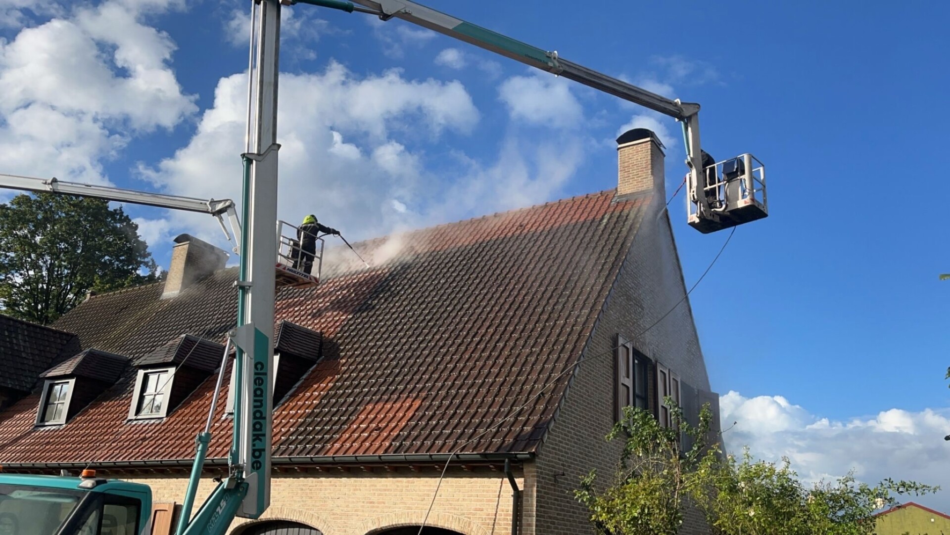 2b954719 E76c 40f0 9090 Bafafc07fee8