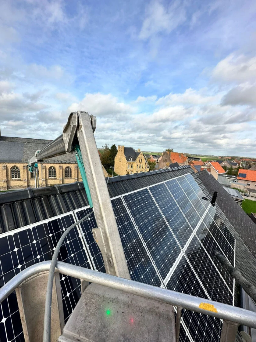 Afspuiten Zonnepanelen