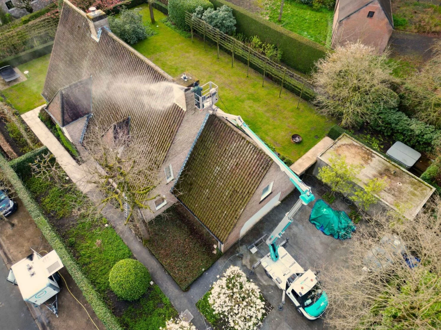 Dakreiniging Hoogwerker